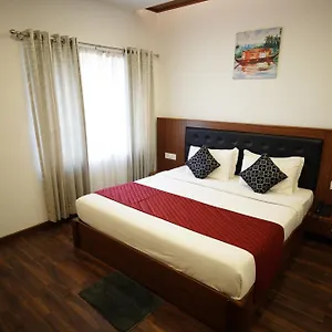 four-n-square-residency.kerala-hotels.net/