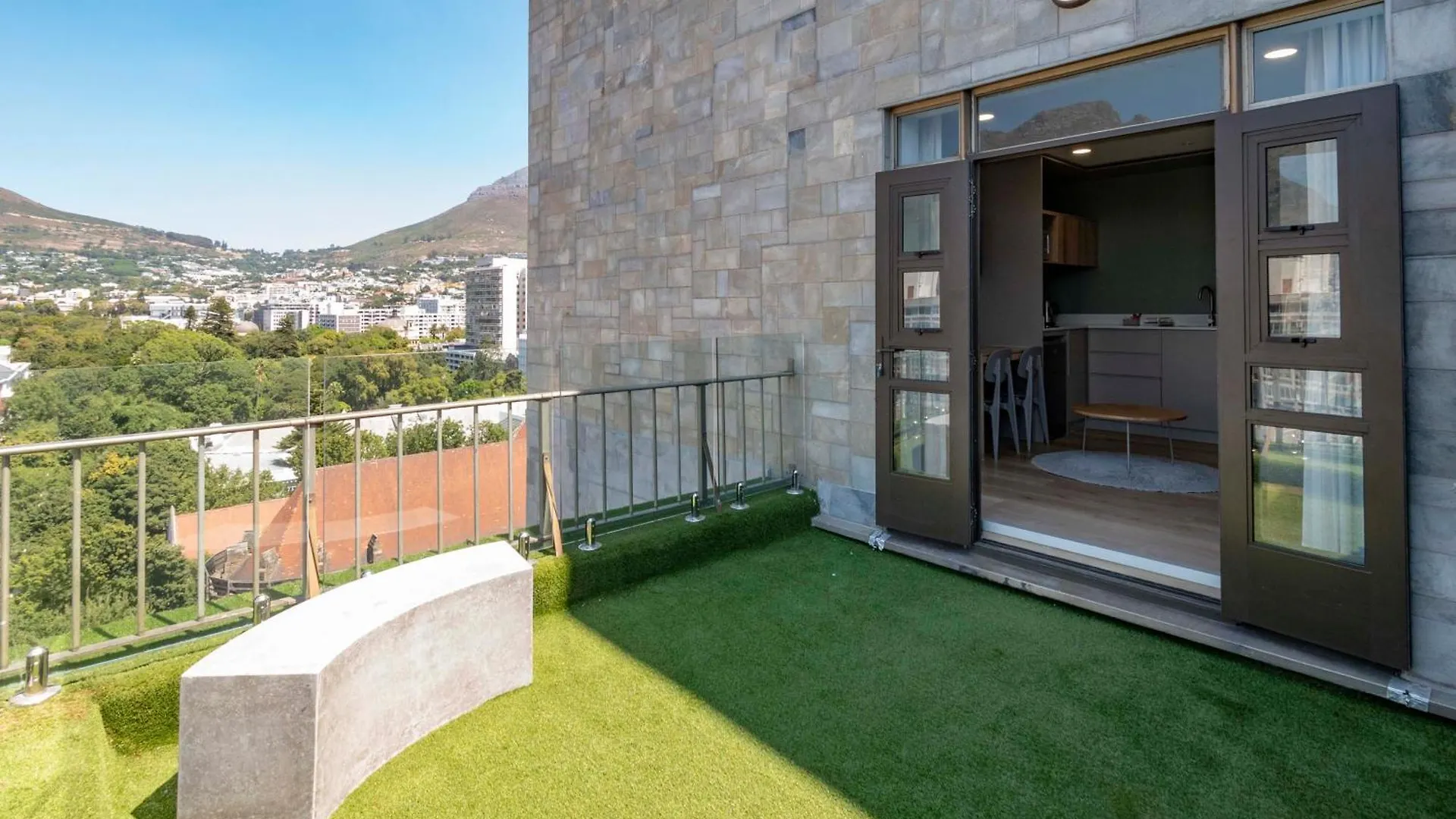Habitat Aparthotel By Totalstay Cape Town 0*,  South Africa
